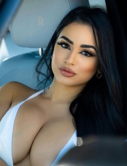 hot Escort in Muthorai 